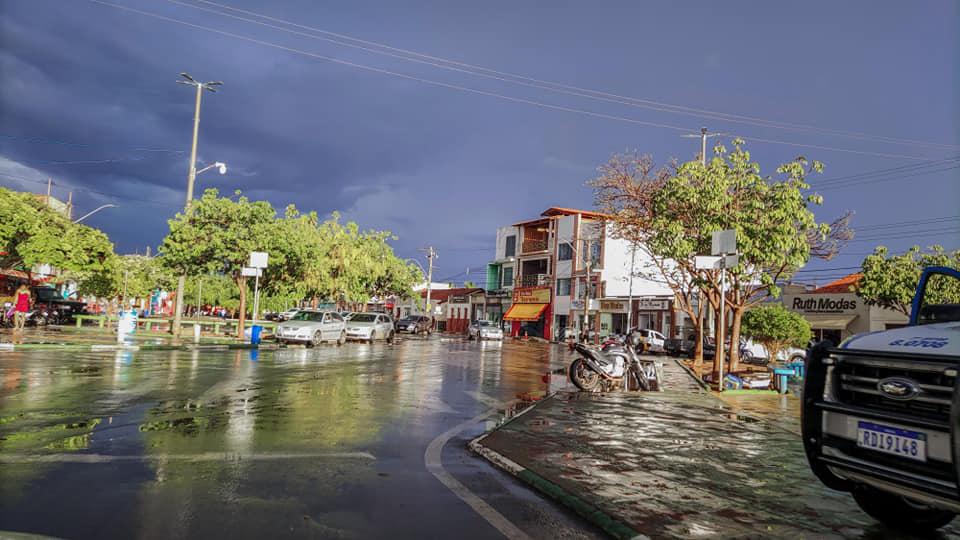 INMET emite alerta de chuvas intensas para Lapão e região