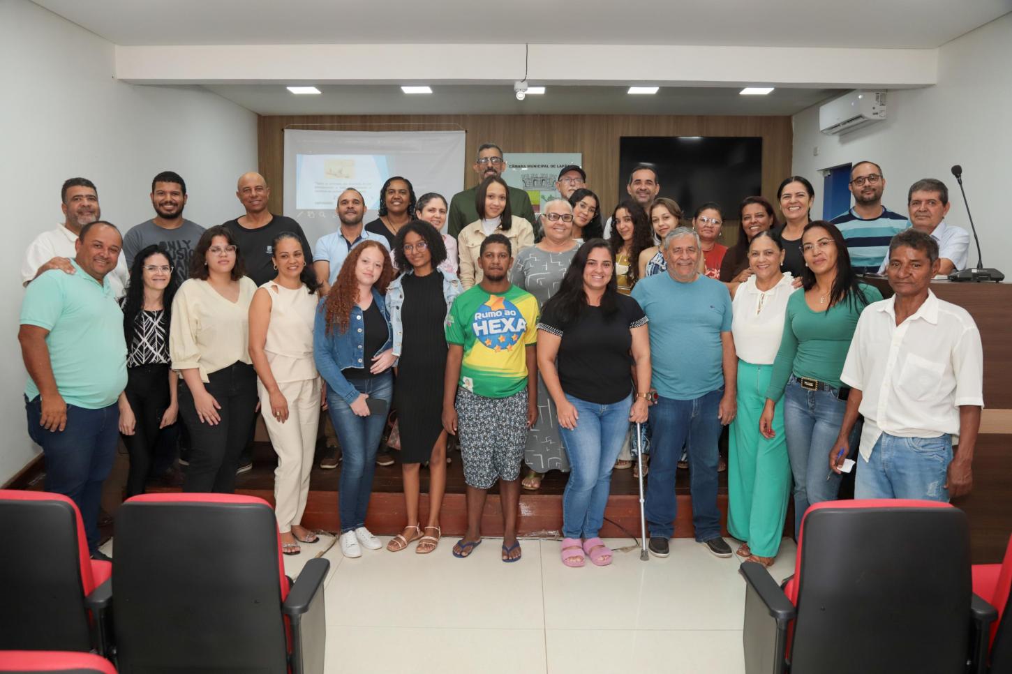 Prefeitura realiza Audiência Pública sobre a LDO 2026 na Câmara de Vereadores