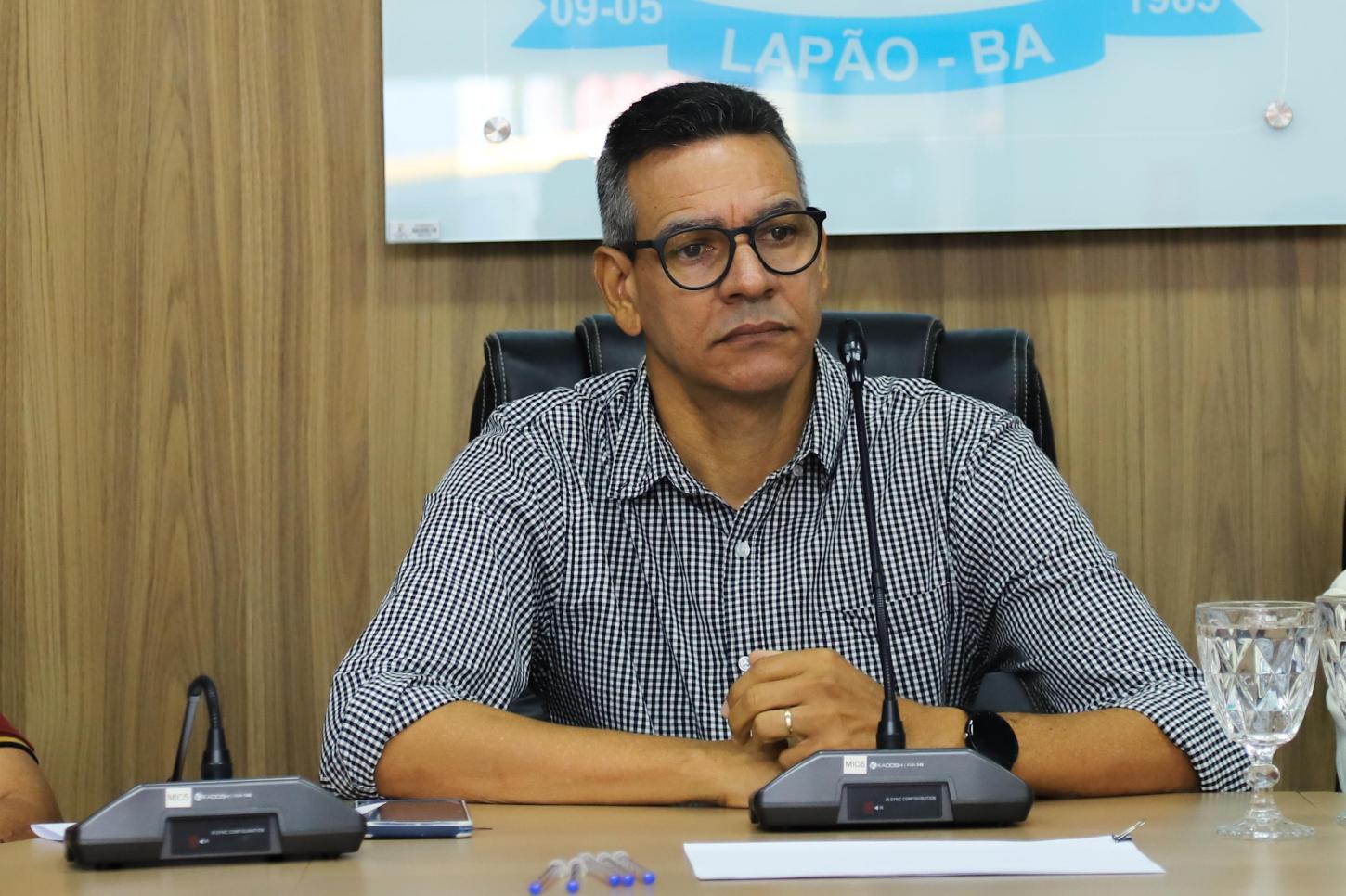 Abelhas no meio urbano é tema de palestra em Lapão