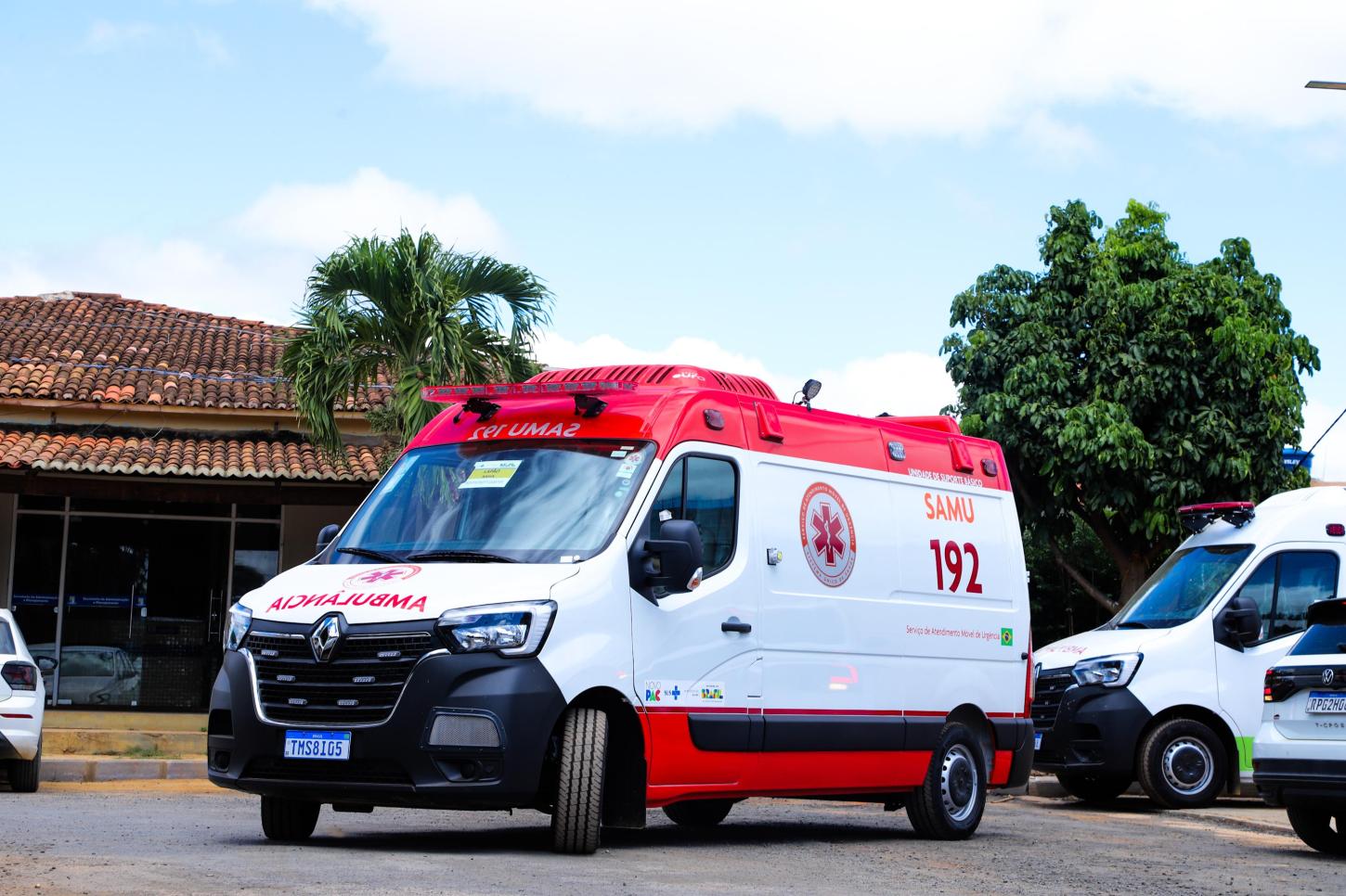 Lapão recebe nova ambulância para reforçar atendimento do SAMU