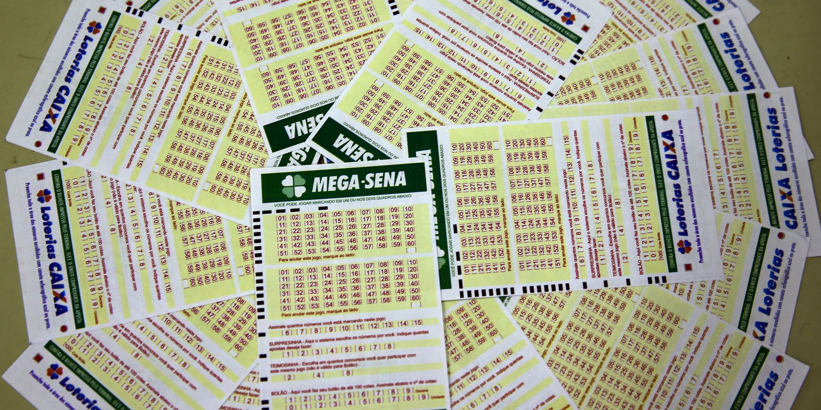 Mega-Sena sorteia prêmio estimado em R$ 100 milhões neste sábado