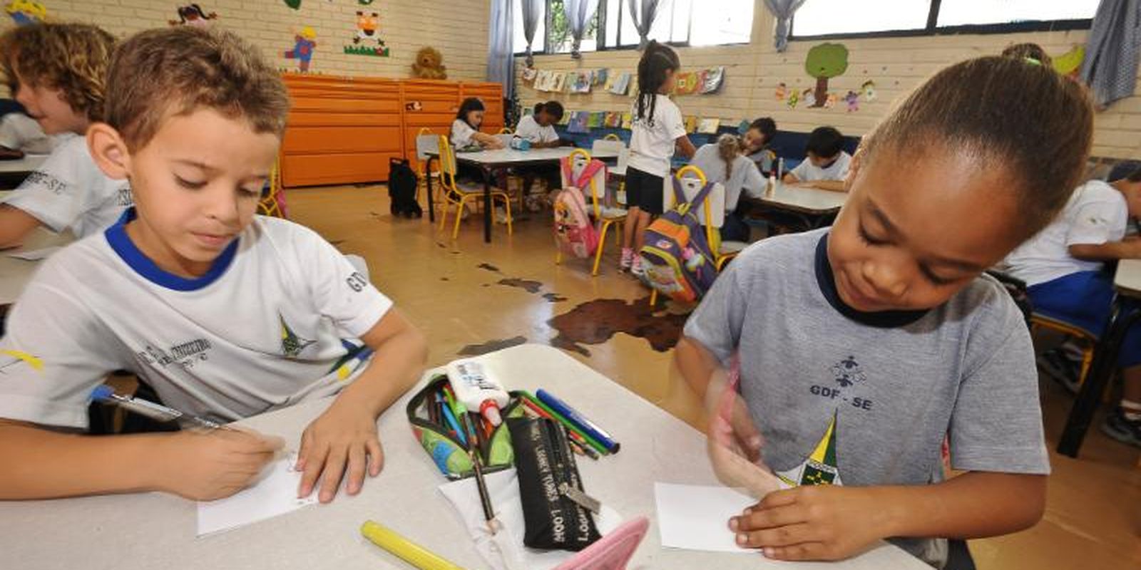 Recomposição de aprendizagens avança de ações emergenciais para políticas formalizadas no Brasil