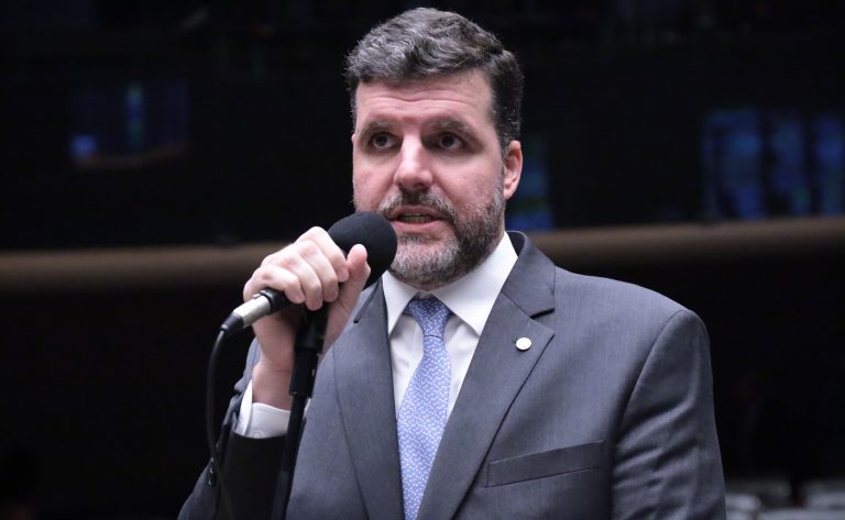 Comissão aprova projeto que visa reduzir restrições a produtores rurais em áreas de demarcação indígena