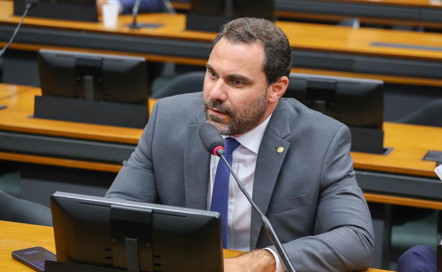 Deputado Adolfo Viana Receberá Título de Cidadão Lapoense em Sessão Solene na Câmara Municipal