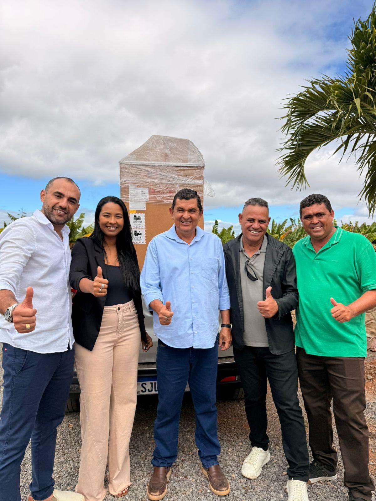 Deputado Ricardo Rodrigues entrega aparelho de ultrassom e acompanha série de investimentos em Cafarnaum