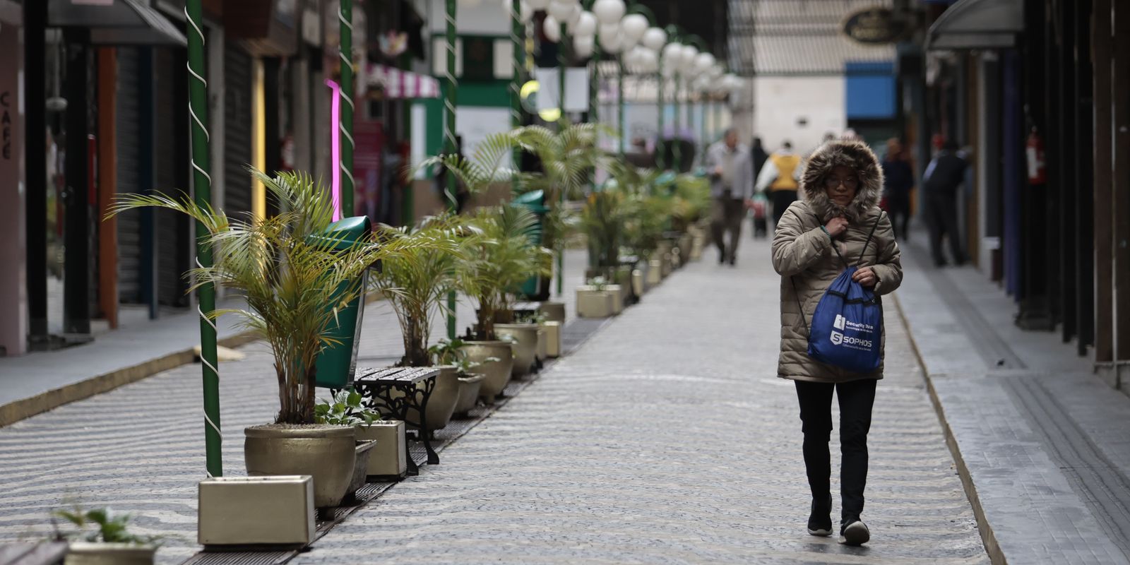 Inverno no Brasil inicia sob influência do El Niño, com expectativa de temperaturas elevadas