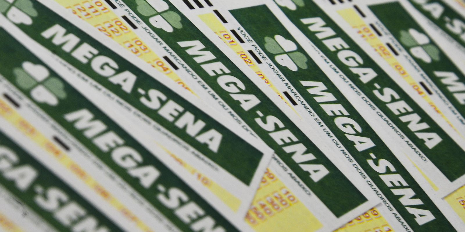 Mega-Sena acumula e sorteio de sábado pode pagar R$ 7 milhões
