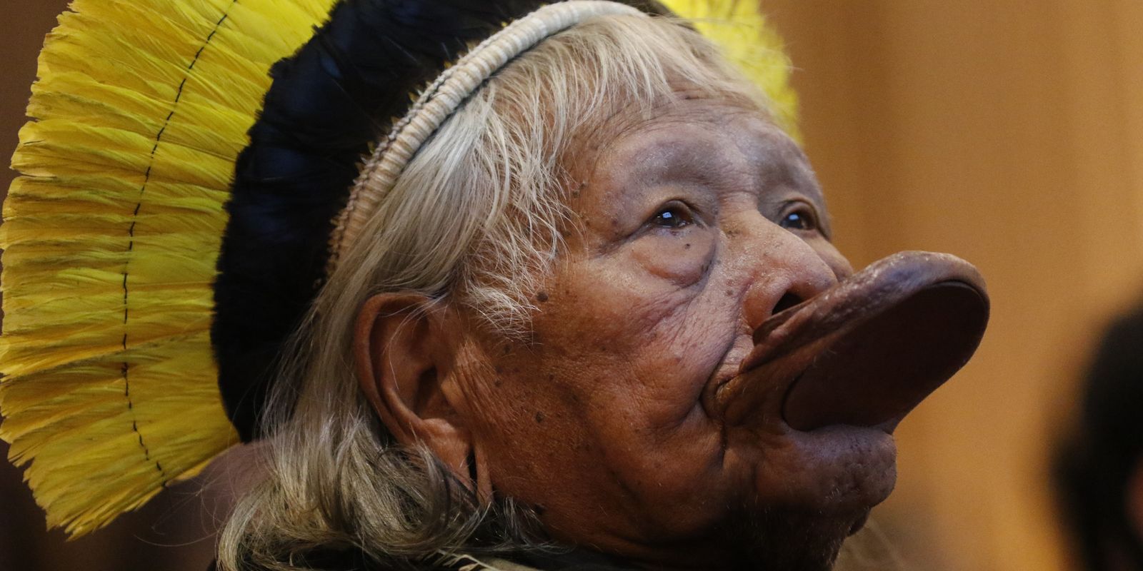 Cacique Raoni retorna para UTI após hemorragia digestiva