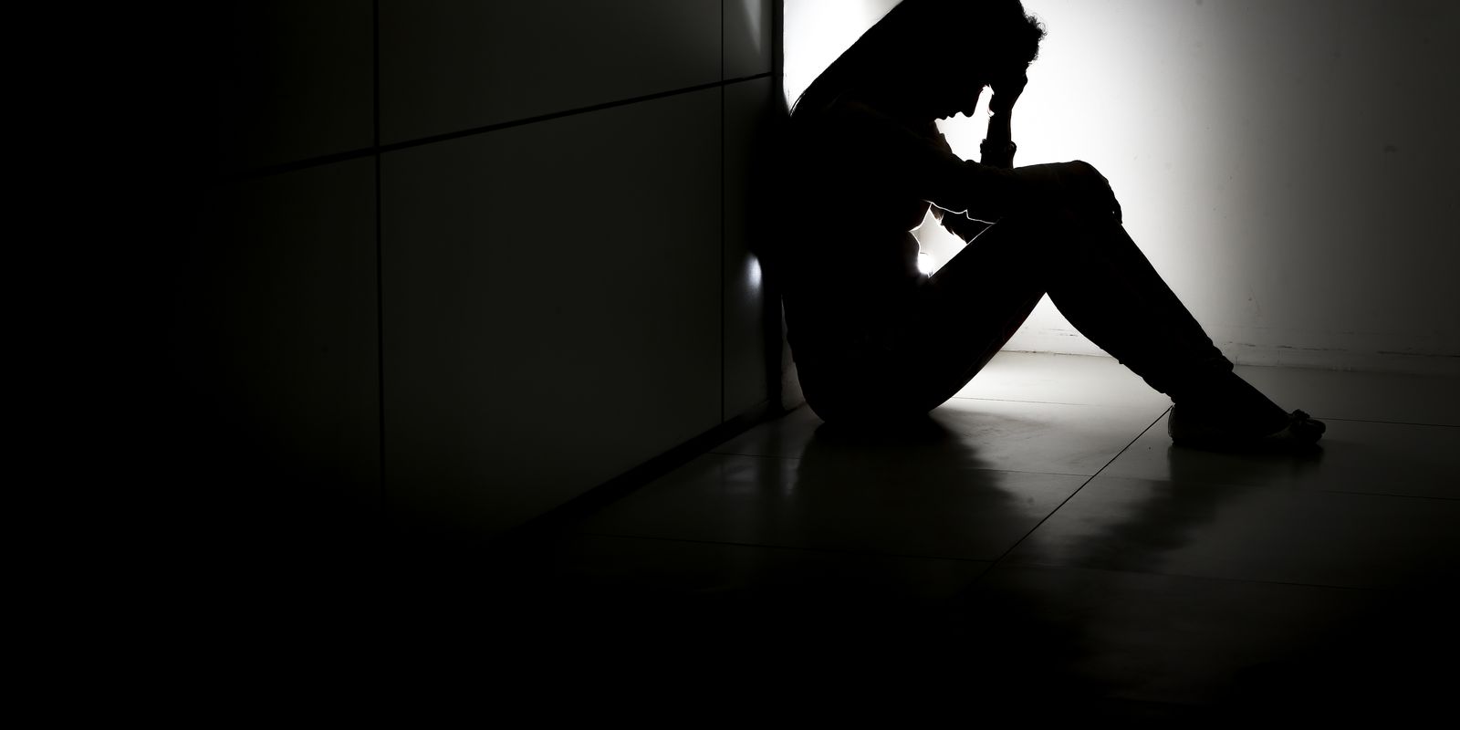 Impacto da dor crônica no tratamento da depressão resistente ganha alerta em estudo de Harvard