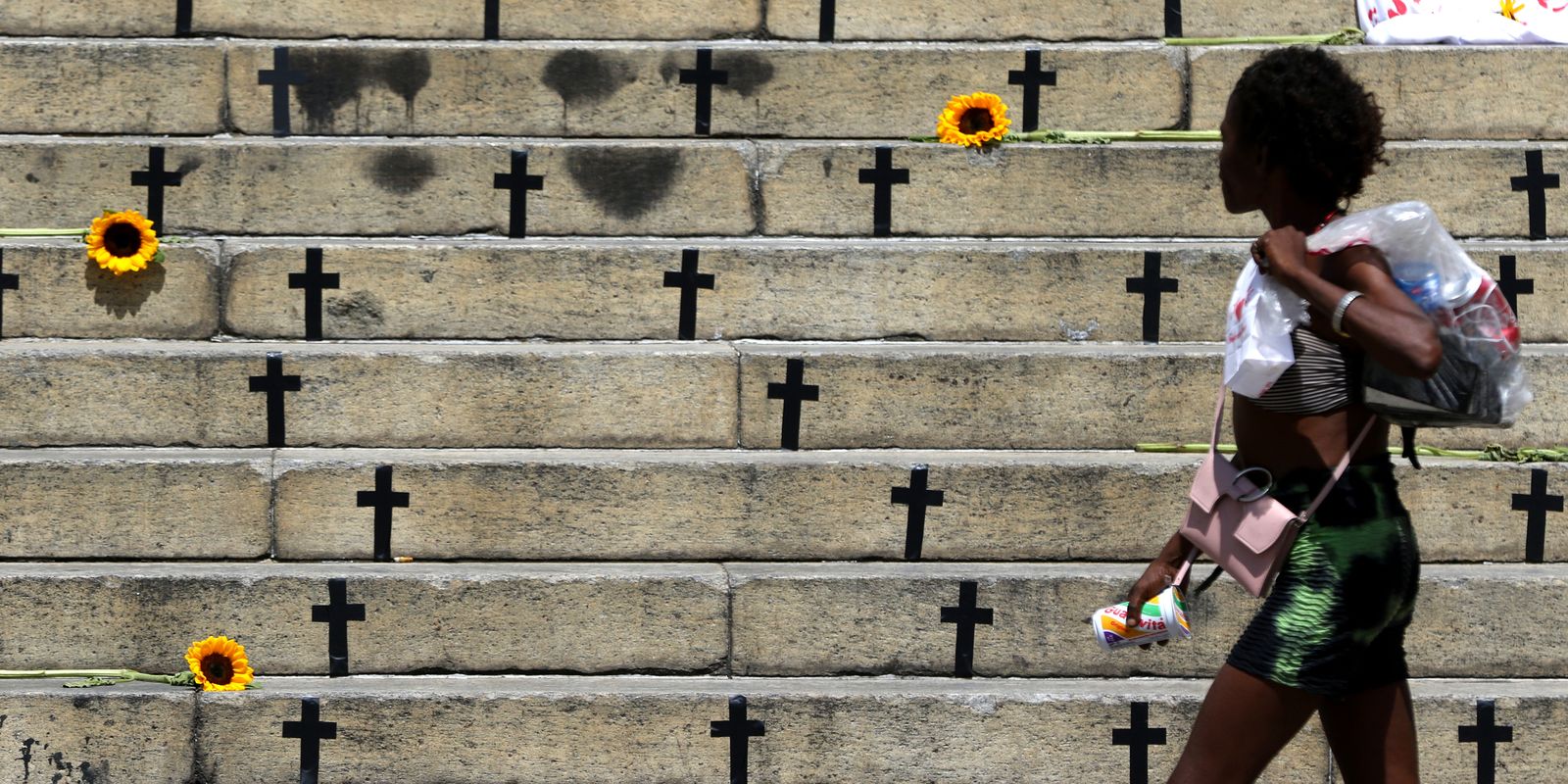 Anuário Brasileiro de Segurança Pública revela queda nas mortes violentas intencionais, mas feminicídios crescem em 2025