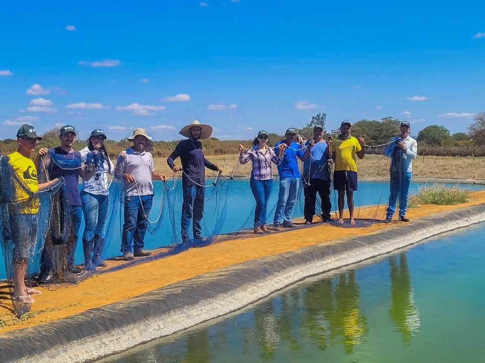 Prefeitura de Lapão impulsiona piscicultura para fortalecer renda de agricultores familiares