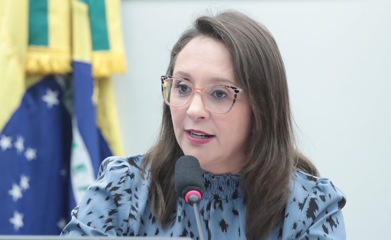 Câmara avalia projeto para prorrogar patentes afetadas por atrasos do INPI e impulsionar a inovação