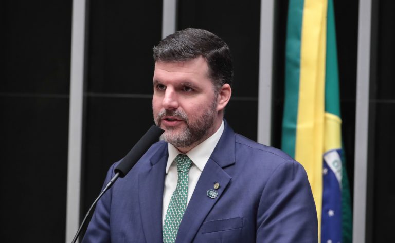 Projeto busca isentar setor agropecuário de redução linear em incentivos tributários