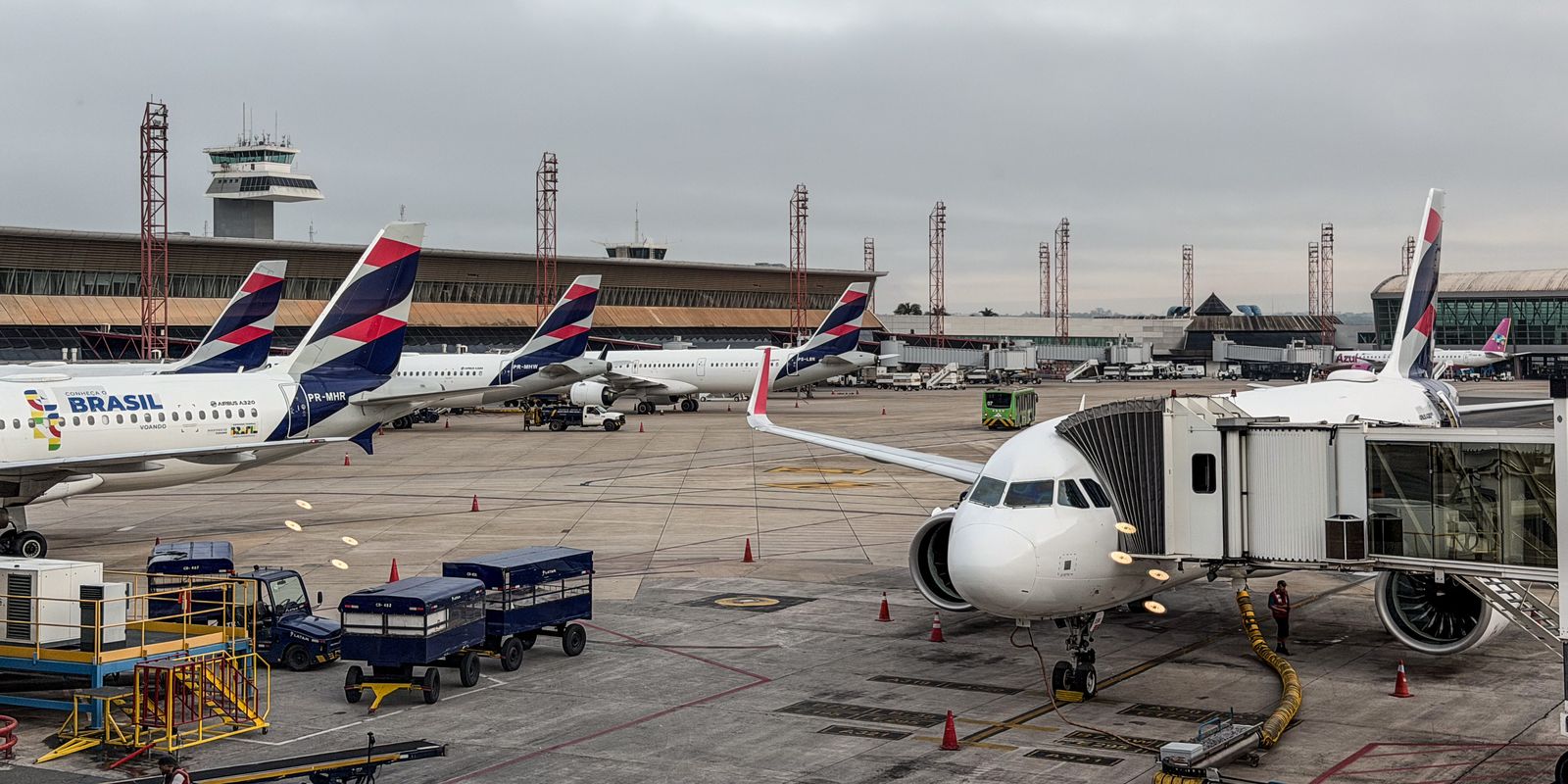 Anvisa estabelece novas regras de segurança sanitária nos aeroportos