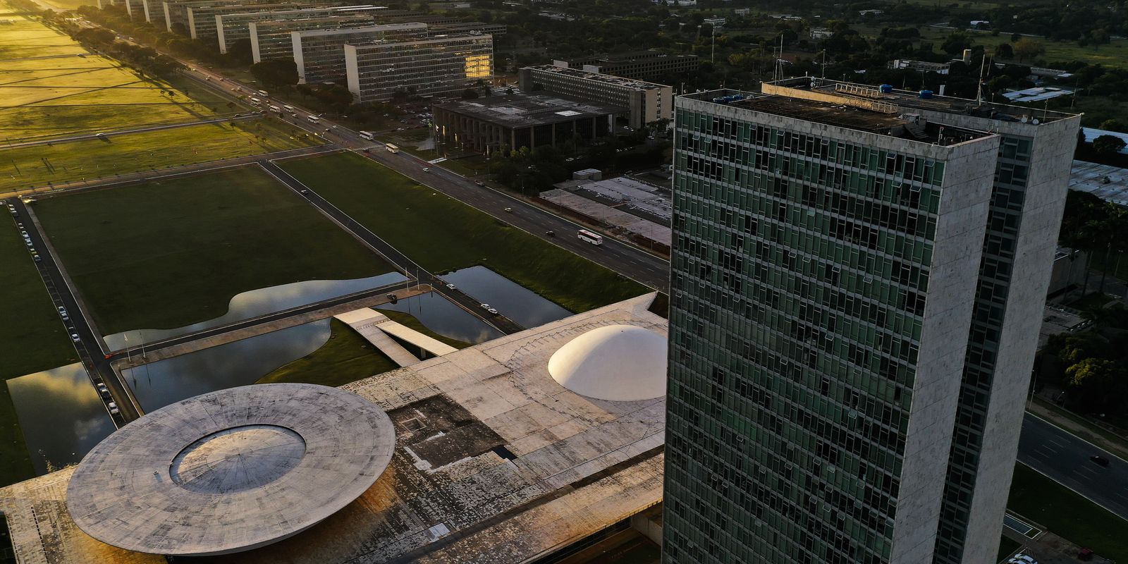 Eleições 2026: entenda o papel de senadores e deputados