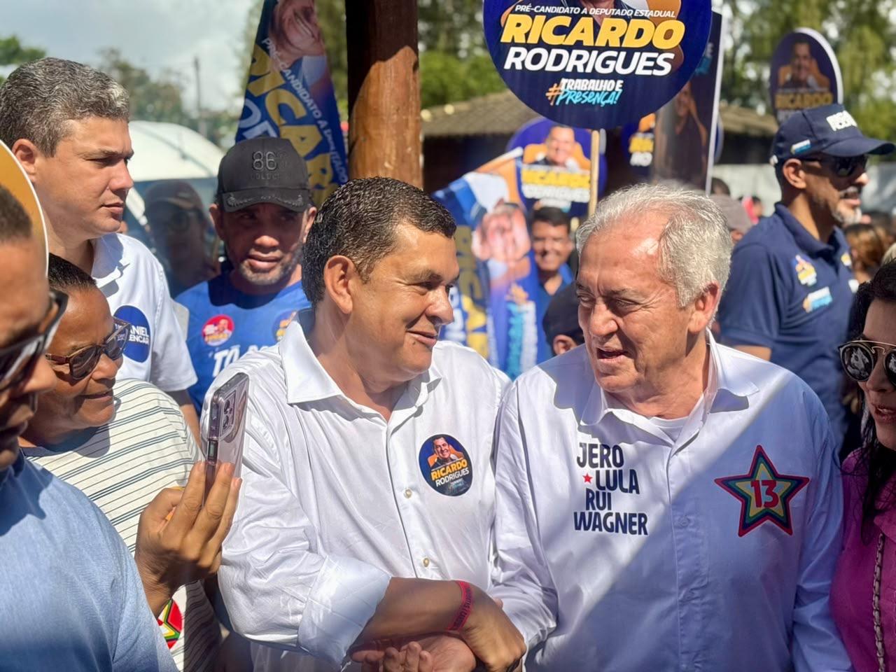 Em Salvador, Ricardo Rodrigues participa da convenção que oficializa chapa governista na Bahia