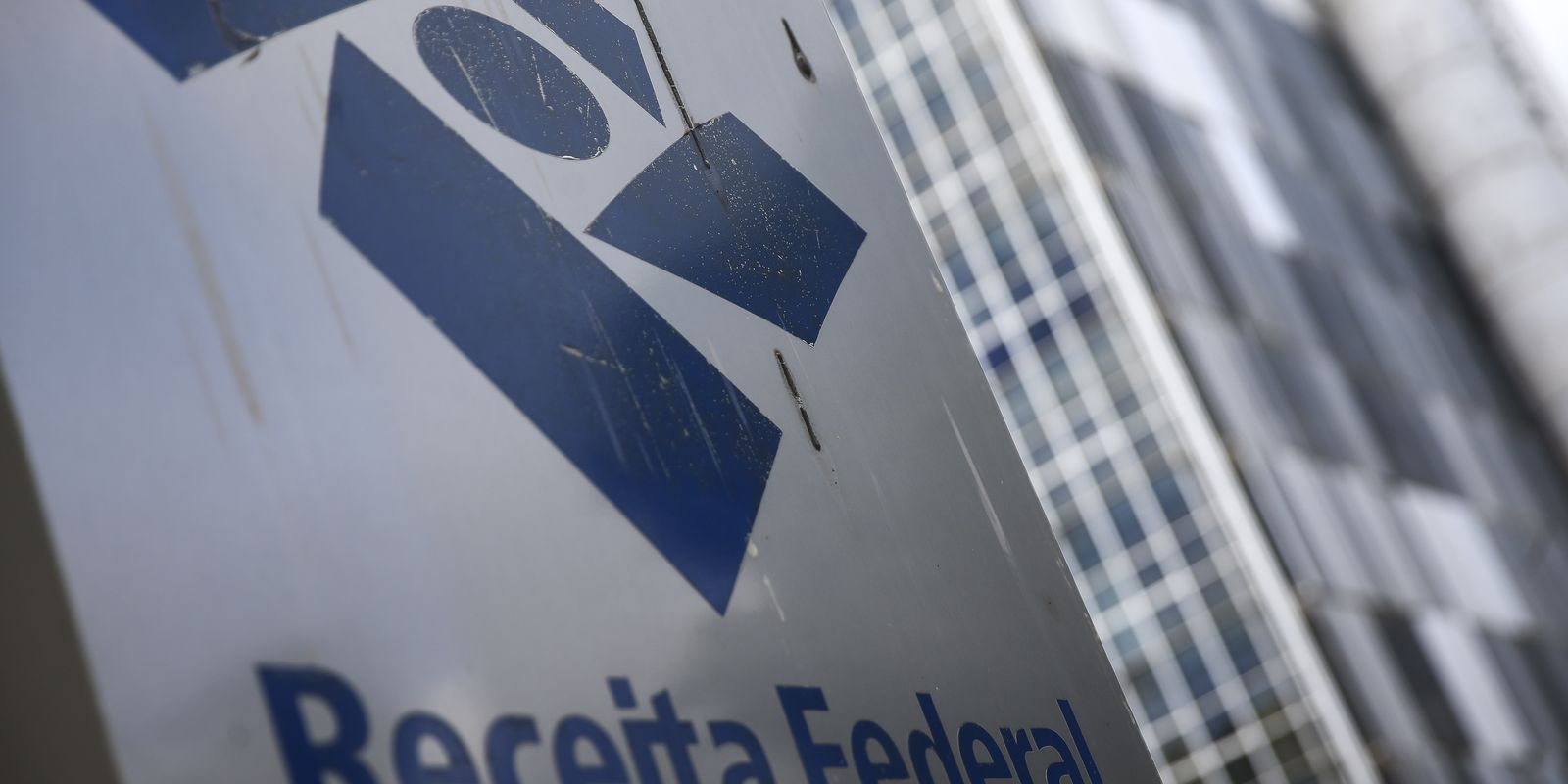 Receita paga último lote da restituição do Imposto de Renda 2026 nesta segunda