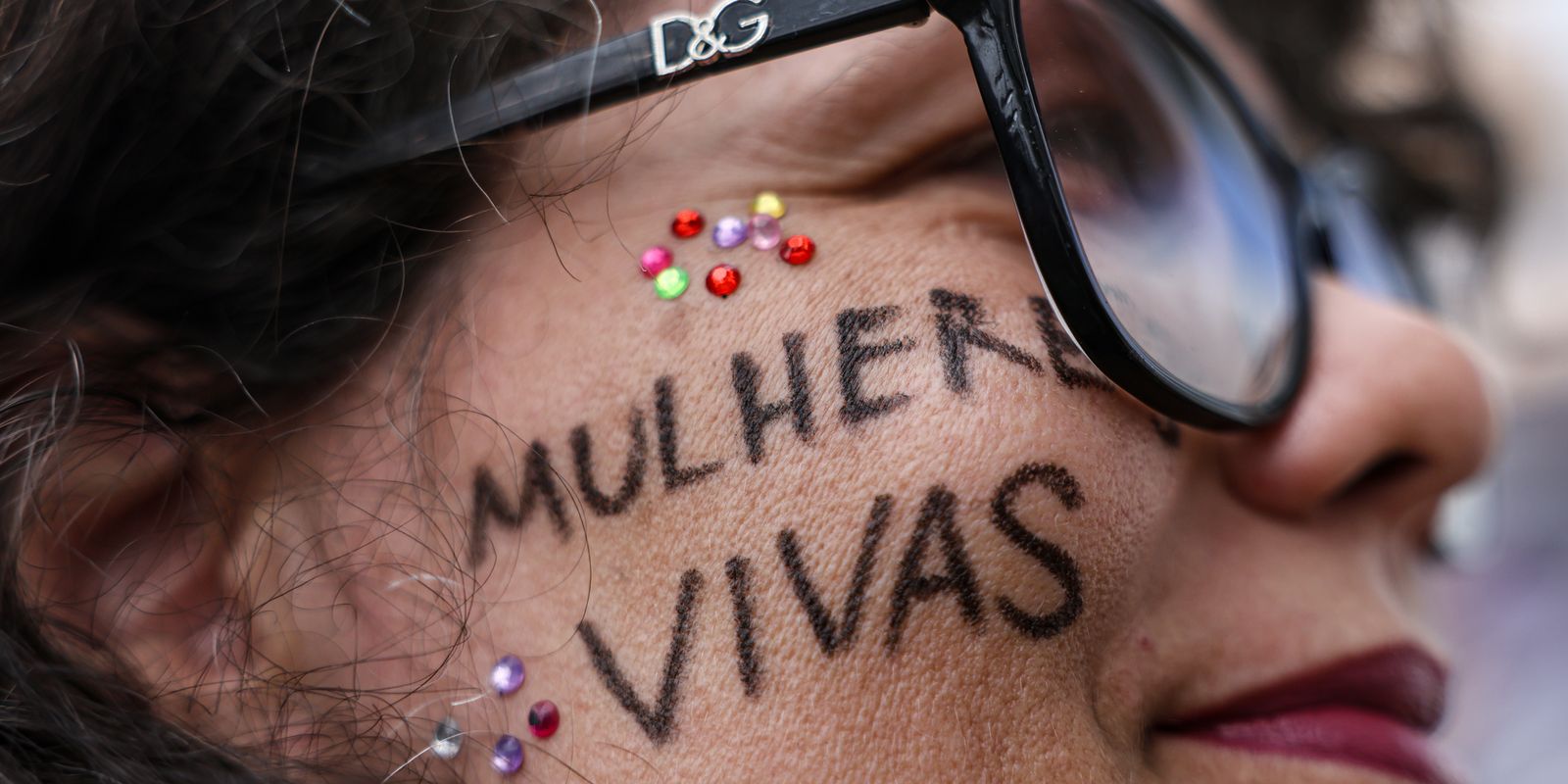Polícia Civil do Rio lança o programa Salas Lilás para acolher vítimas de violência de gênero