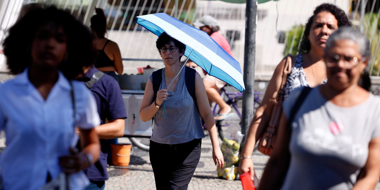 Salário mínimo deve alcançar R$ 1.741 em 2027, estima Fazenda