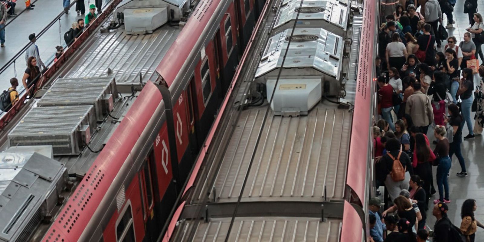 Funcionários da CPTM iniciam greve nas linhas 11, 12 e 13 contra a privatização