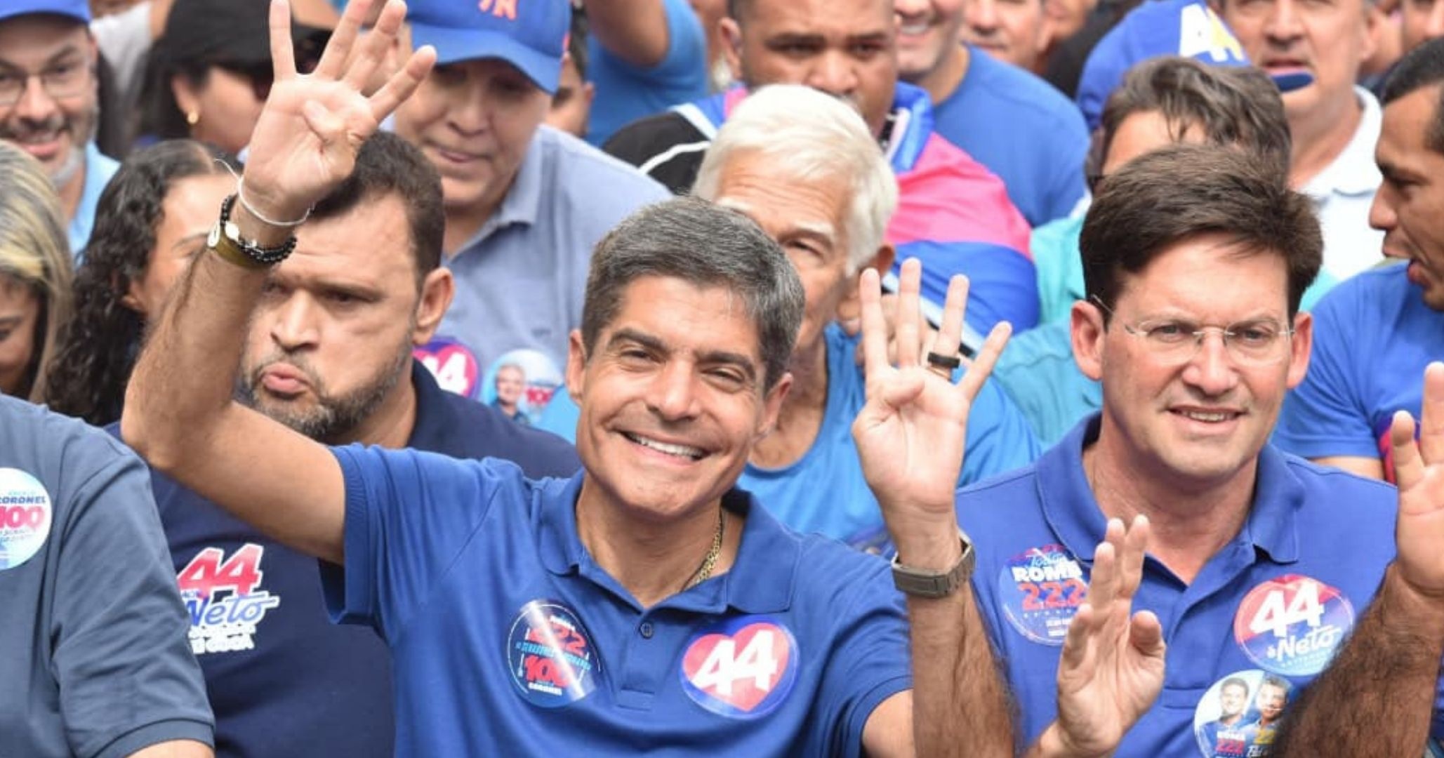 ACM Neto assume compromisso com obras estruturantes e água em Brumado