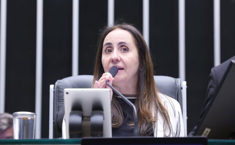 Comissão aprova novas regras para patente de inteligência artificial