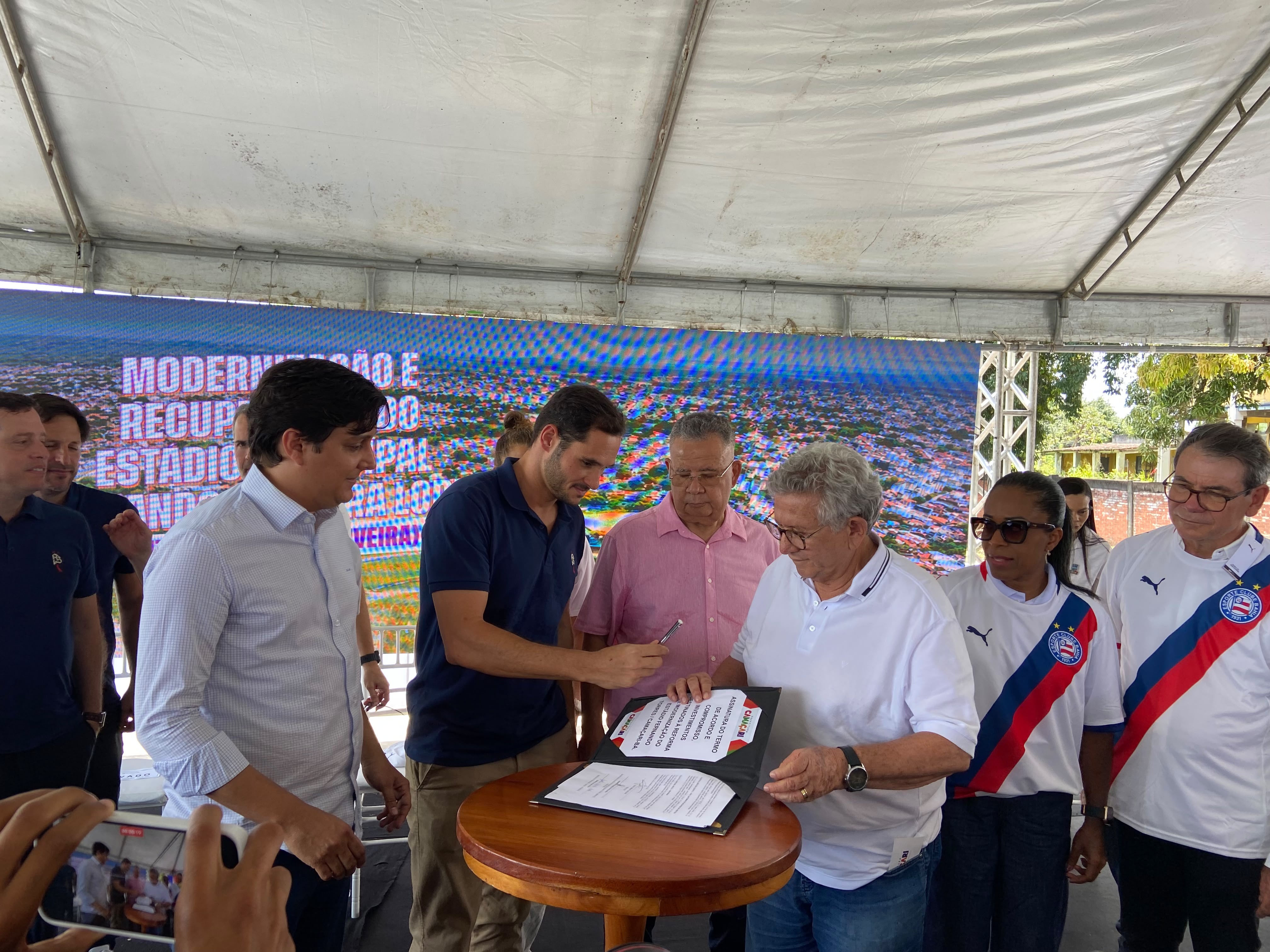 Grupo City e Camaçari fecham acordo para reforma de estádio com R$ 12 milhões
