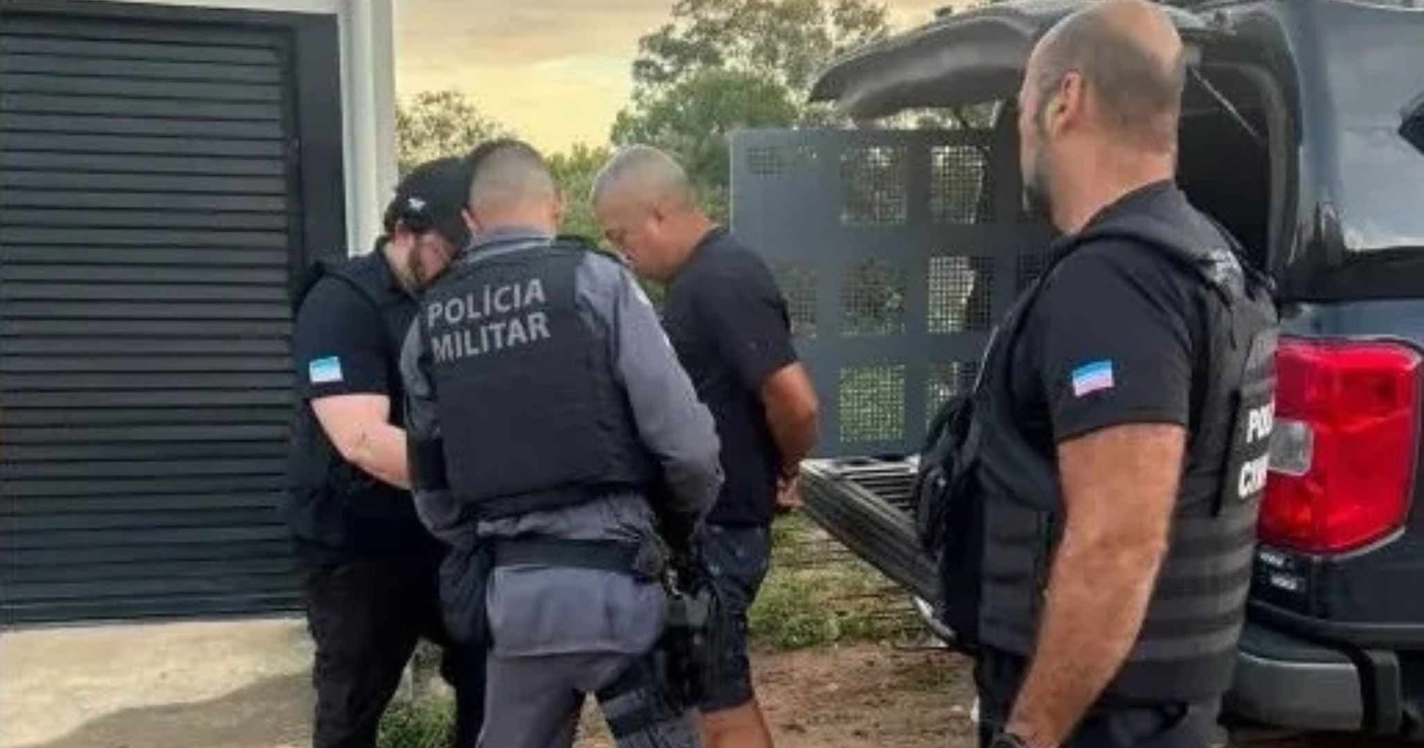 Polícia prende suspeito de liderar facção em SAJ com pena de mais de 83 anos