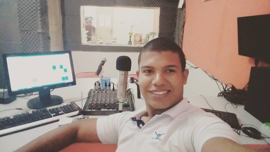 RÁDIO ATIVIDADE LAPÃO FM - DEZEMBRO DEZEMBRO DE 2016