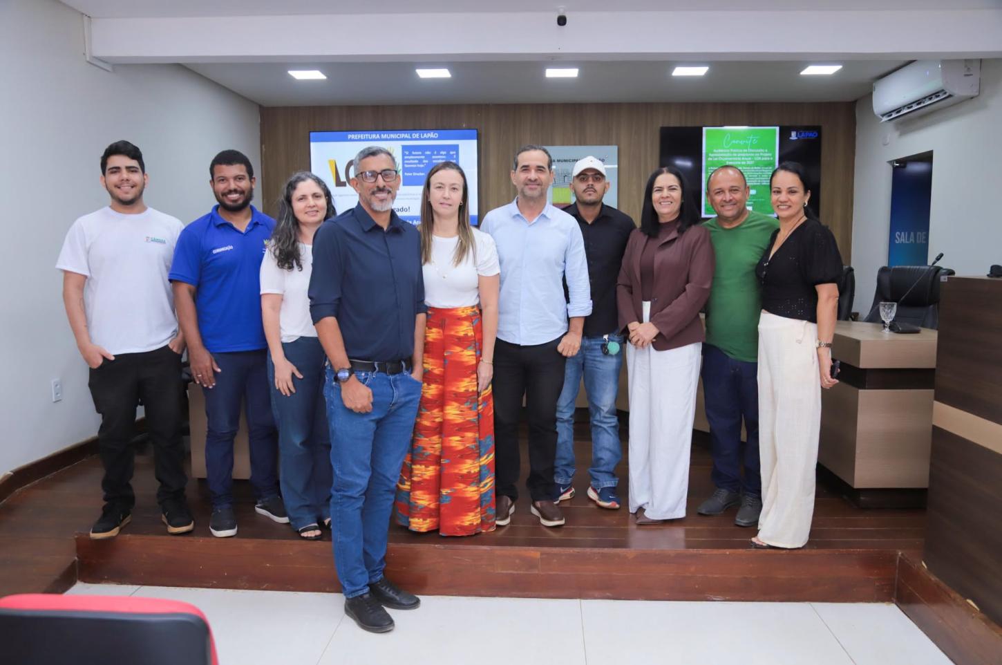 Prefeitura de Lapão realiza audiência pública para debater a LOA de 2027