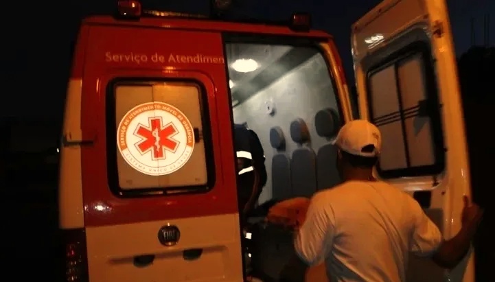 Caso de violência em Candiba termina com homem esfaqueado após briga