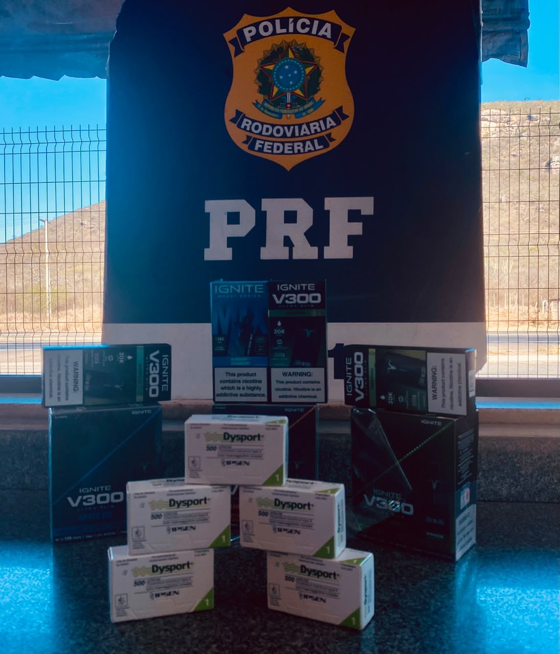 PRF apreende cigarros eletrônicos e botox em rodovia no Sudoeste baiano