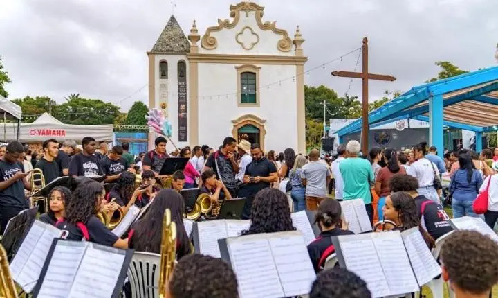 Bahia: Cidade histórica encerra 491ª Festa de Nossa Senhora da Pena com procissão
