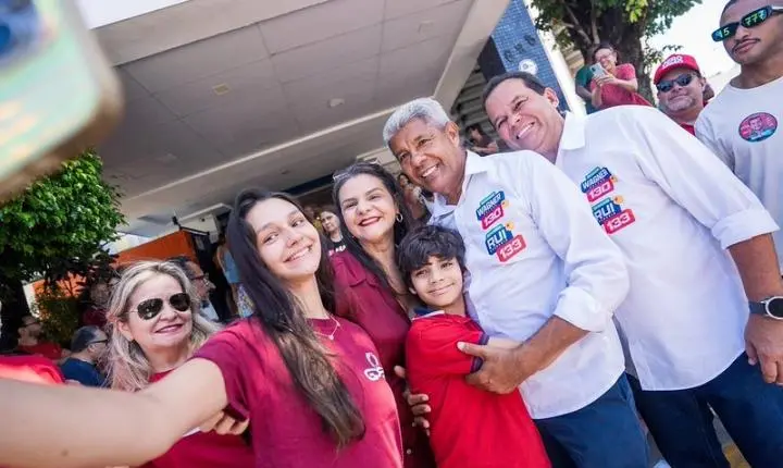 Jerônimo Rodrigues lidera eleições na Bahia com 20% das urnas apuradas