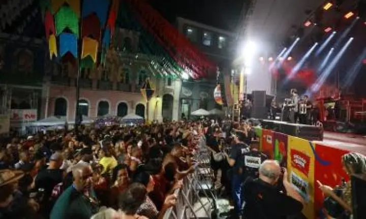 Com investimento do Governo do Estado, São João no Pelourinho atrai baianos e turistas