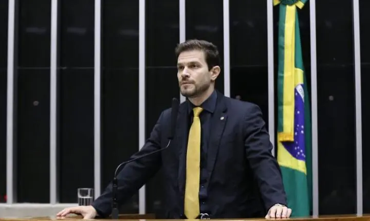 Comissão aprova a reeducação de agressores como medida obrigatória na Lei de Execução Penal