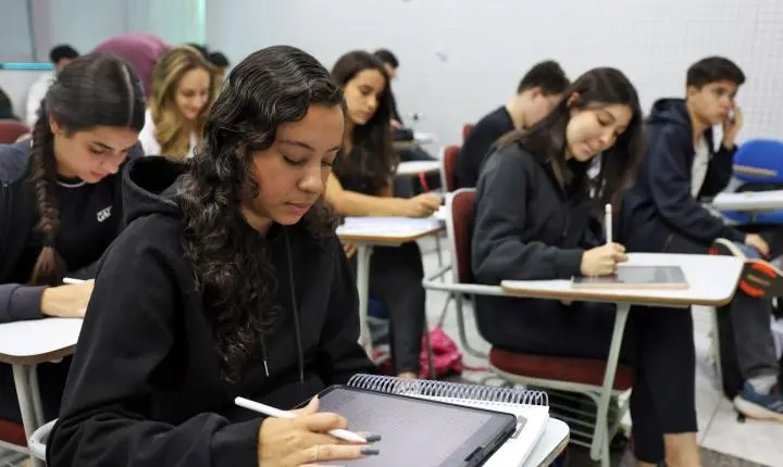 Ministério da Educação divulga lista de pré-selecionados na chamada única do Fies