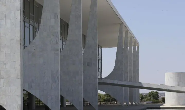 Entenda as funções dos chefes do Poder Executivo e seus vices nas eleições