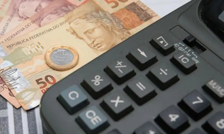 Dívida Pública sobe 1,91% em abril e encosta em R$ 8,8 trilhões
