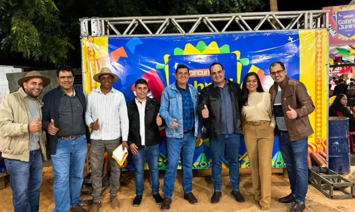 Em agenda intensa no interior, Ricardo Rodrigues acompanha festejos juninos em São Gabriel