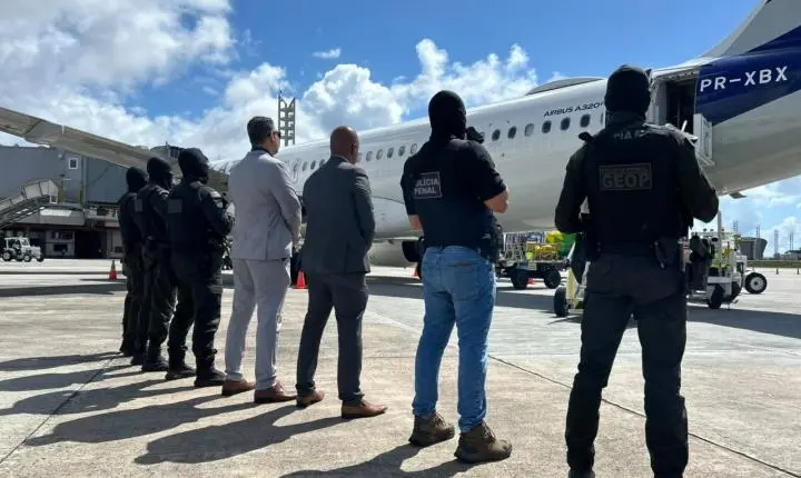 Governo da Bahia transfere líderes de facções para presídios federais