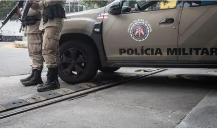 Tráfico de drogas leva homem preso após invadir floricultura em LEM