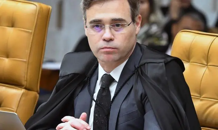 PF recebe autorização de Mendonça para investigar financiamento de filme sobre Bolsonaro