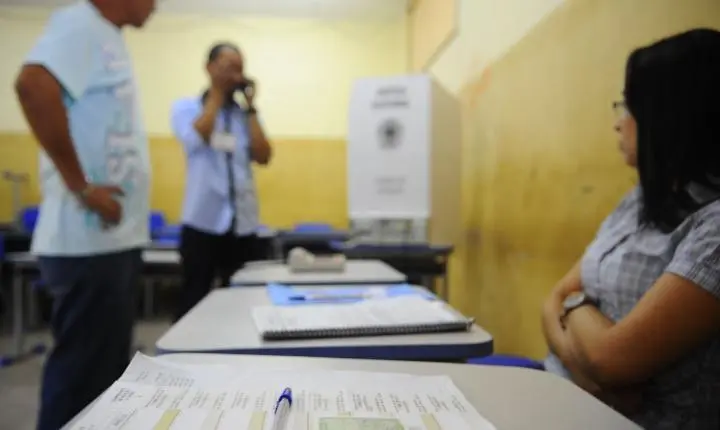 Mesários exercem papel crucial para assegurar a transparência no processo eleitoral