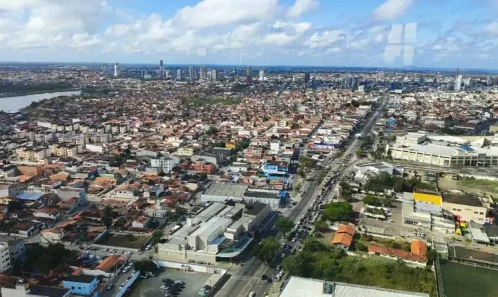 Gigante da mineração foca em terras raras amazônicas e compra fábrica em Feira