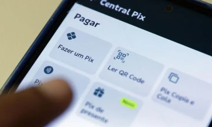 Instabilidade do Pix afeta bancos e gera reclamações em todo o Brasil