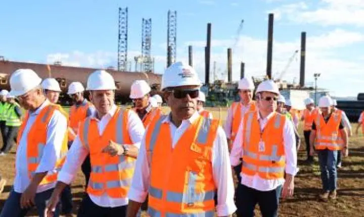 Ponte Salvador-Itaparica: governador acompanha avanço e movimentação no canteiro de São Roque Paraguaçu, em Maragogipe