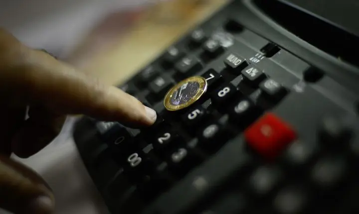 Prévia da inflação desacelera para 0,06% em julho, mostra o IPCA-15 do IBGE