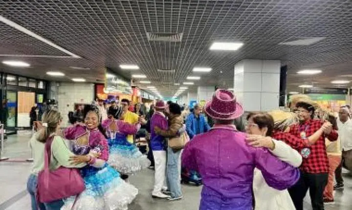 Receptivo junino da Setur-BA acolhe turistas e fortalece experiência de quem chega para o São João da Bahia