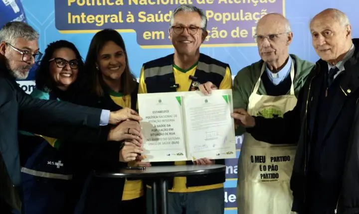 Ministério da Saúde amplia atendimento à população em situação de rua no SUS